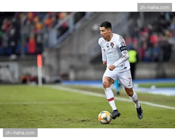 塞维利亚索乌肋骨隐痛 中场硬度下降影响攻防转换